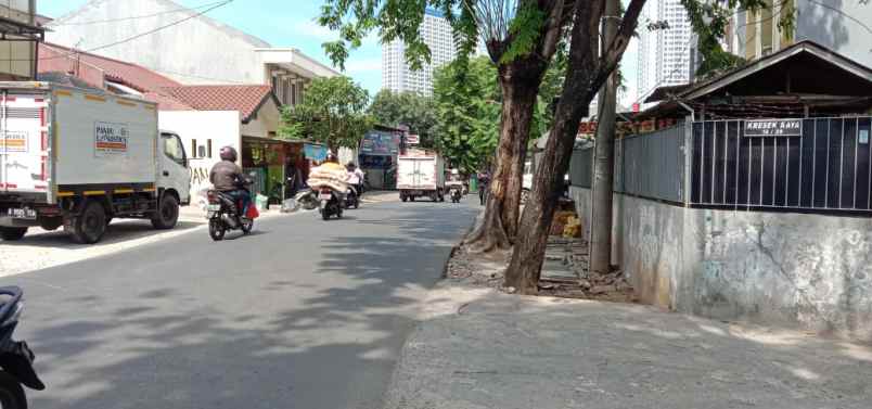 dijual tanah jl kresek raya jakarta barat