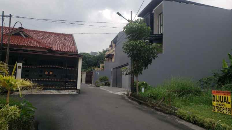 dijual tanah kavling di taman kebon