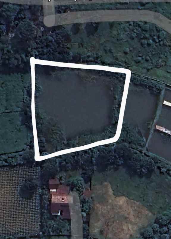dijual tanah kolam sisi jalan utama