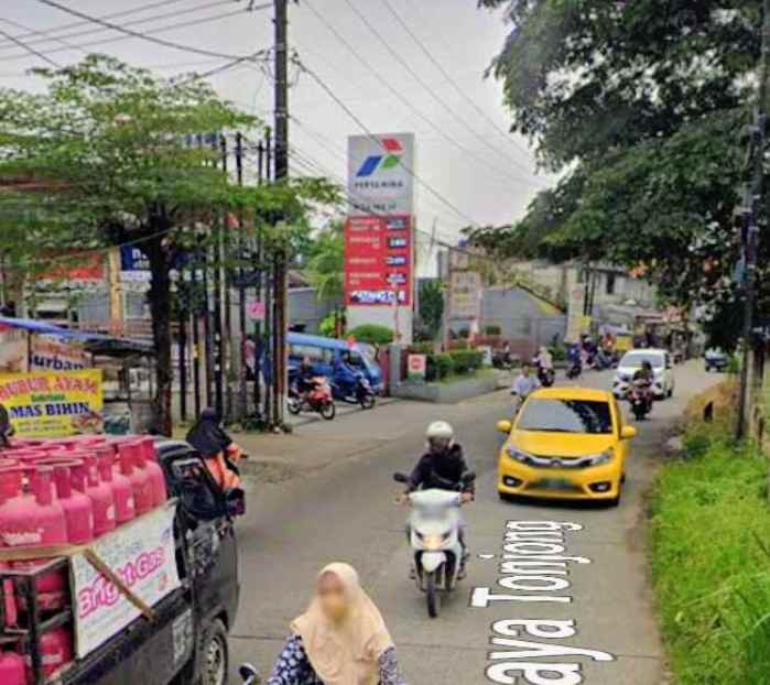 dijual tanah kolam sisi jalan utama