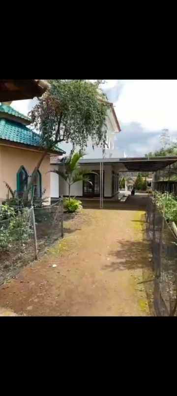 dijual villa sukawangi pamulihan