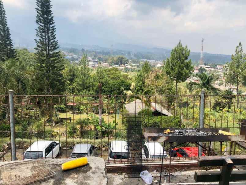 dijual villa villa di batu layang kec