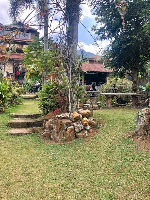 dijual villa villa di batu layang kec