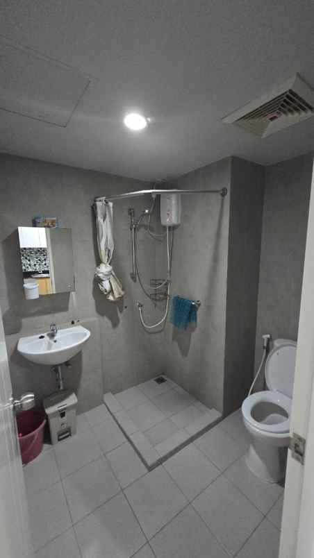 disewakan apartemen citraland cbd boulevard made