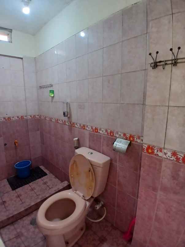 disewakan ruang usaha strategis di depok jaya