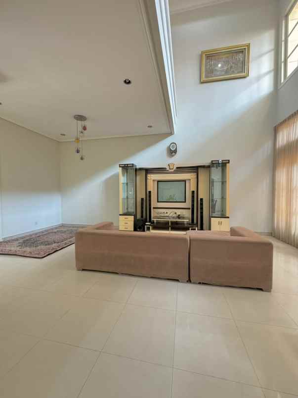 disewakan rumah a yani