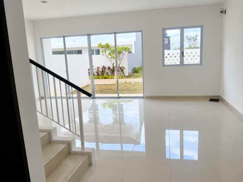 disewakan rumah cluster palm spring jgc
