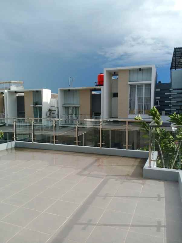 disewakan rumah cluster yarra jgc jakarta