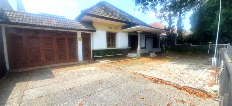disewakan rumah jalan imam bonjol