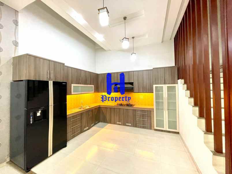 disewakan rumah komplek cemara asri jalan