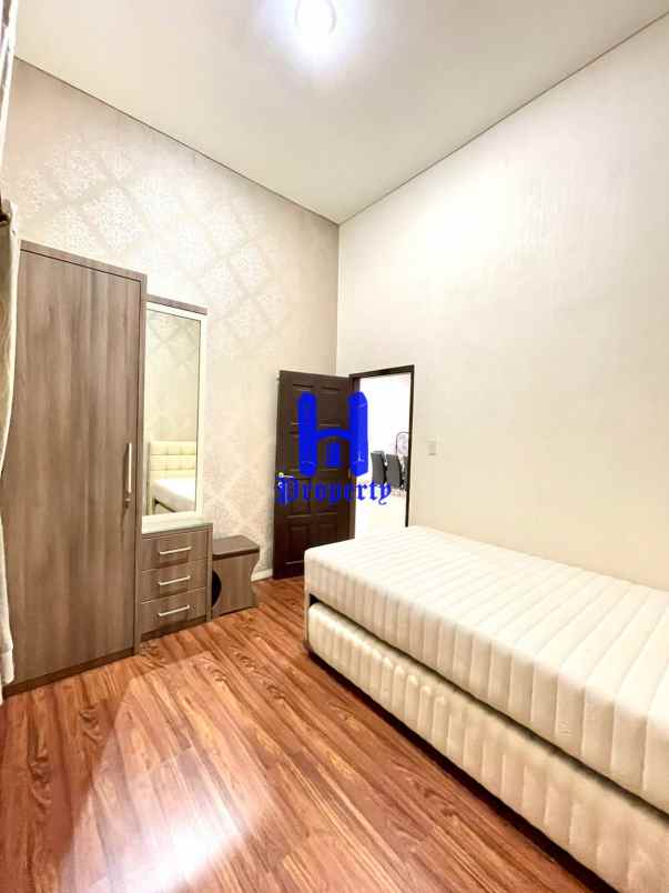 disewakan rumah komplek cemara asri jalan