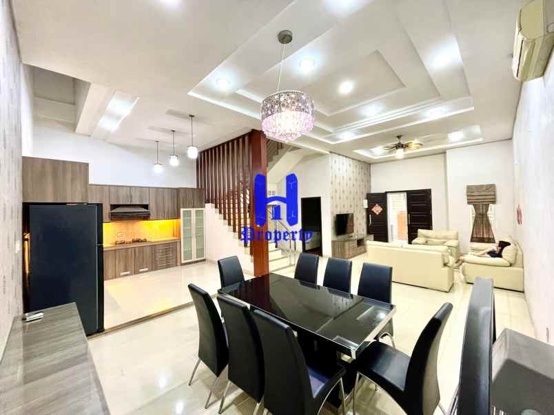 disewakan rumah komplek cemara asri jalan