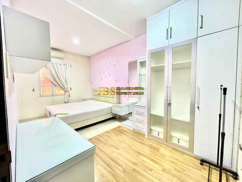 disewakan rumah komplek cemara asri jalan