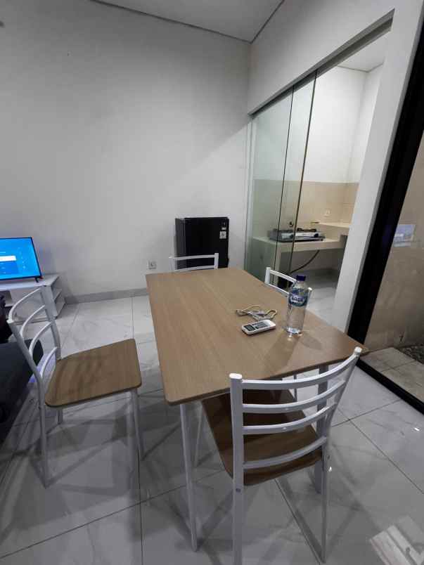 disewakan rumah lavon swan city cikupa