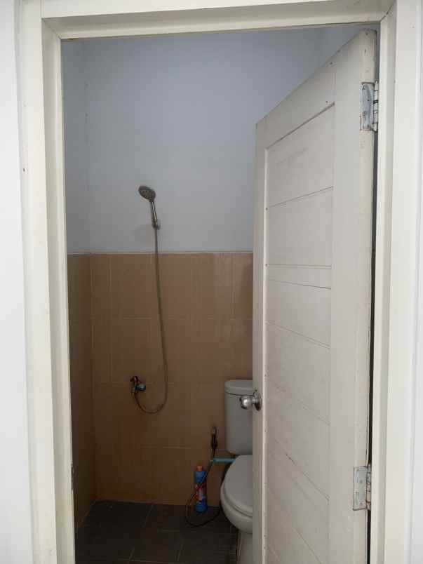 disewakan rumah pleret km 1