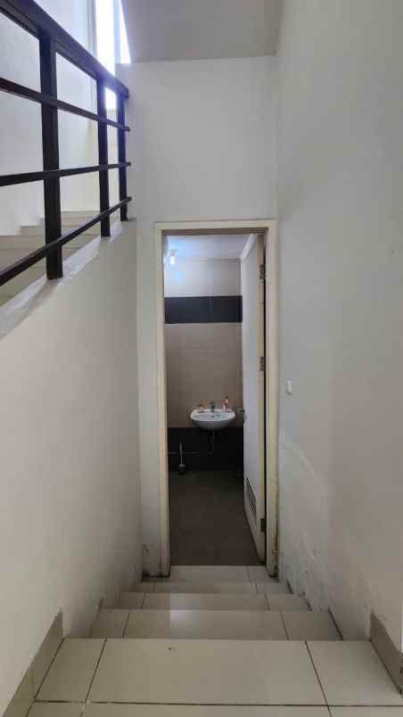 disewakan rumah tusuk sate san lorenzo gading serpong