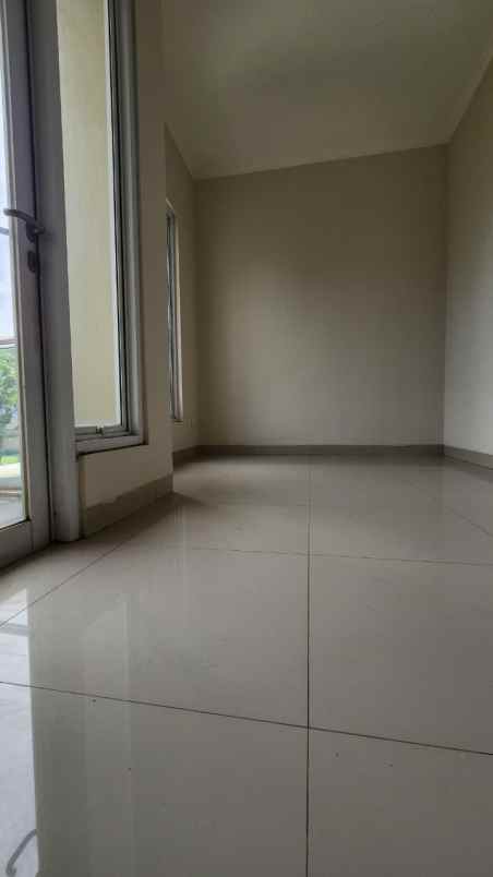 disewakan rumah tusuk sate san lorenzo gading serpong