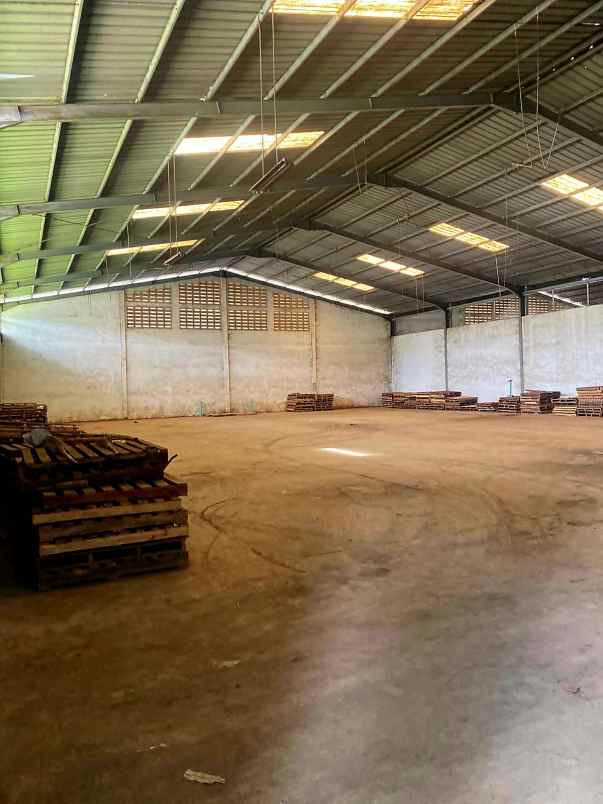 gudang sewa di mainroad batujajar bandung barat