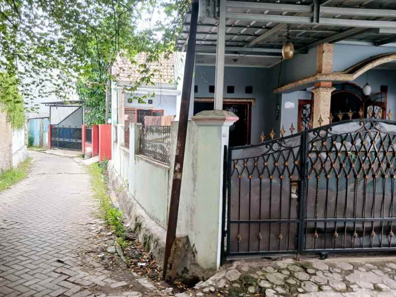 jual cepat rumah kp cipkndoh kota tangerang