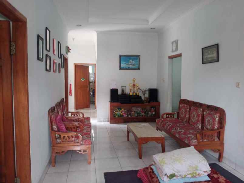 jual cepat rumah luas di komplek bukit cimindi raya