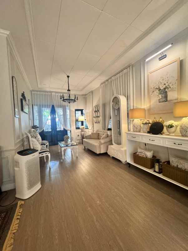 jual rumah 3 bangunan