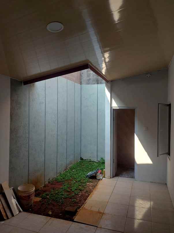 jual rumah baru di perumahan sawangan permai pasir