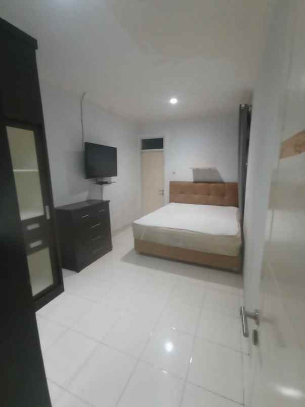 jual rumah siap huni semi furnished citra gran cibubur