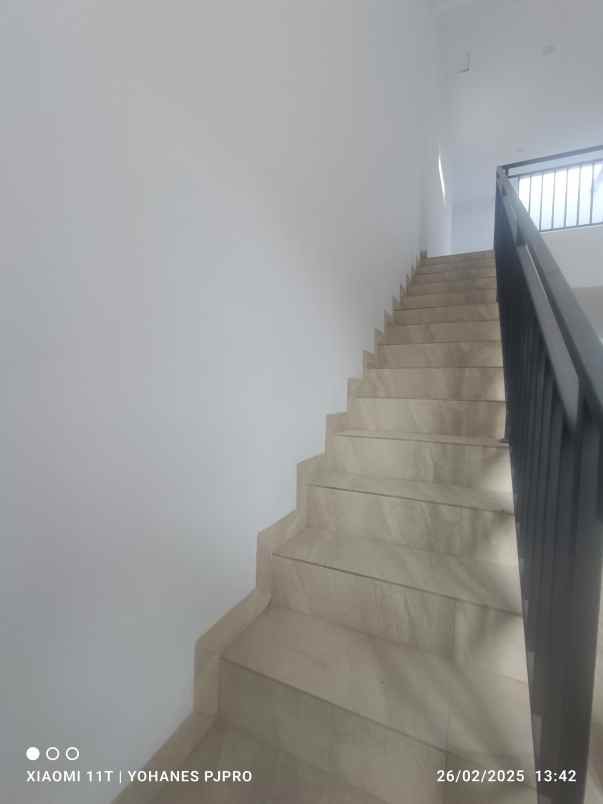 jual rumah sudah renov kaliders jak bar