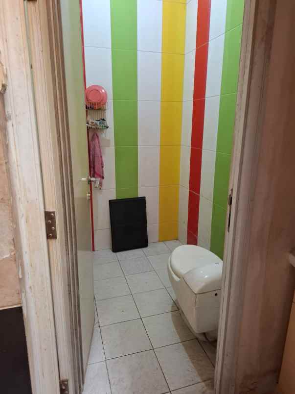 jual rumah taman palem lestari jak bar