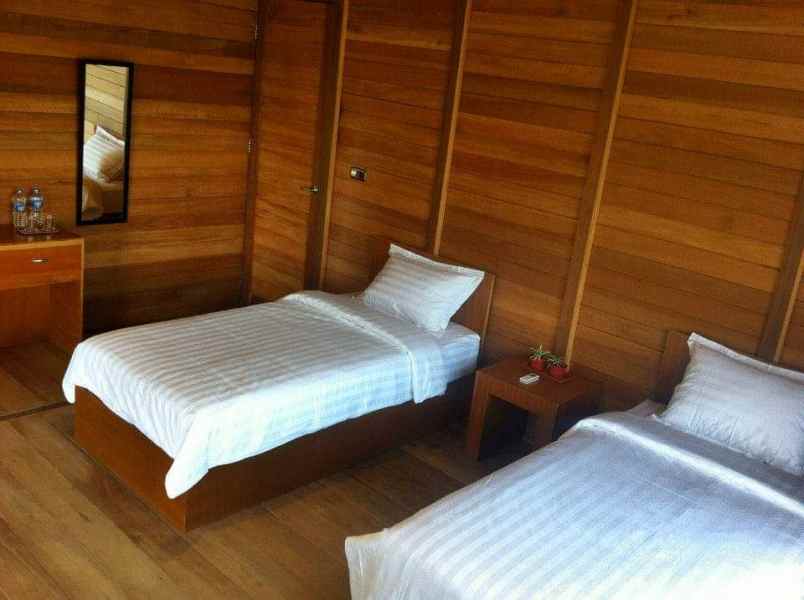 ready ex hotel spring hill labuan bajo