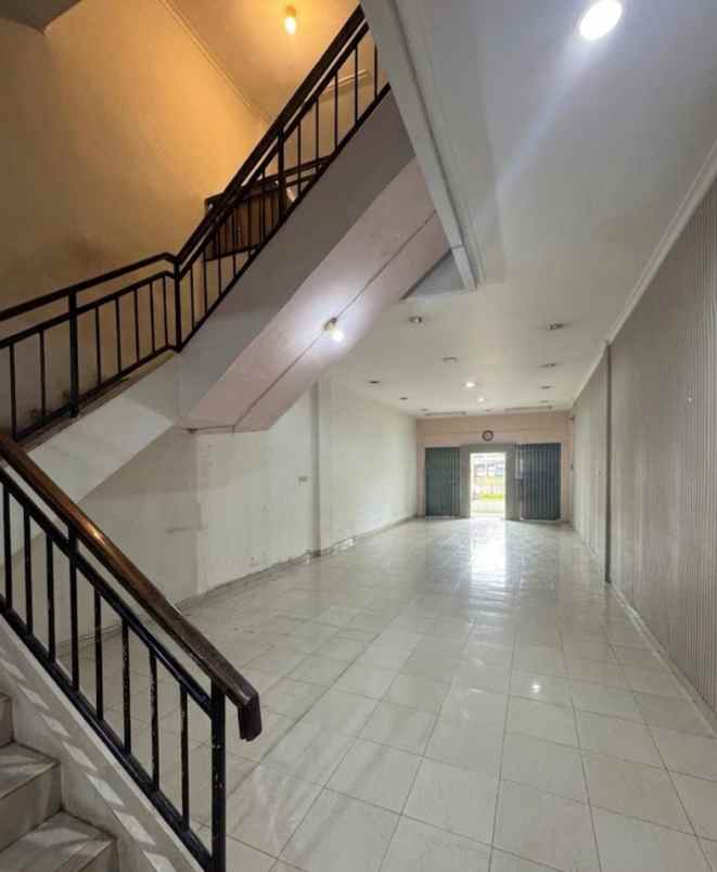 ruko 3 lantai boulevard termurah gading serpong