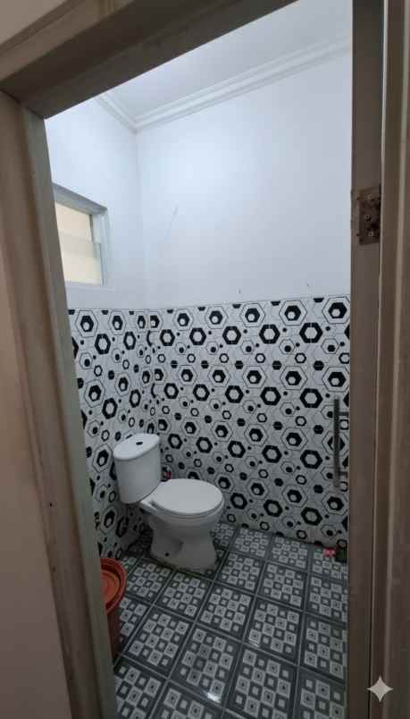 rumah 1 lantai selangkah stasiun cikarang