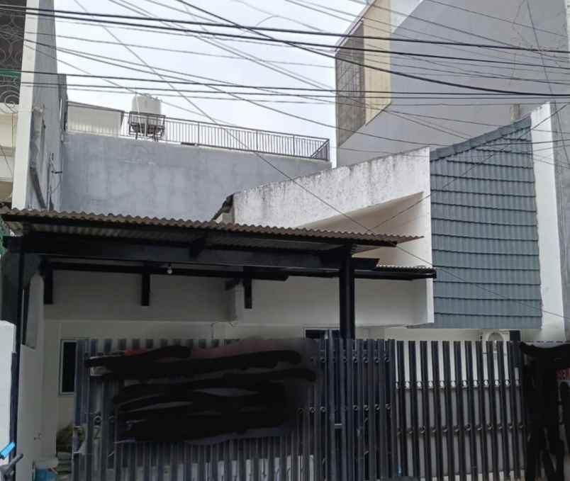 rumah 1 lantai strategis di pulomas jakarta timur
