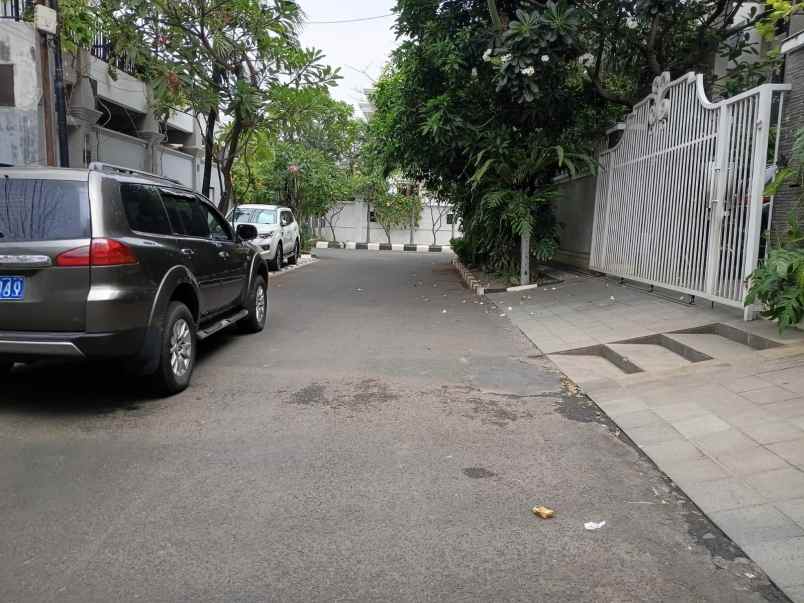 rumah 1 lantai strategis di pulomas jakarta timur