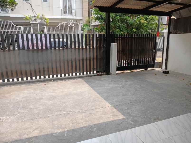 rumah 1 lantai strategis di pulomas jakarta timur