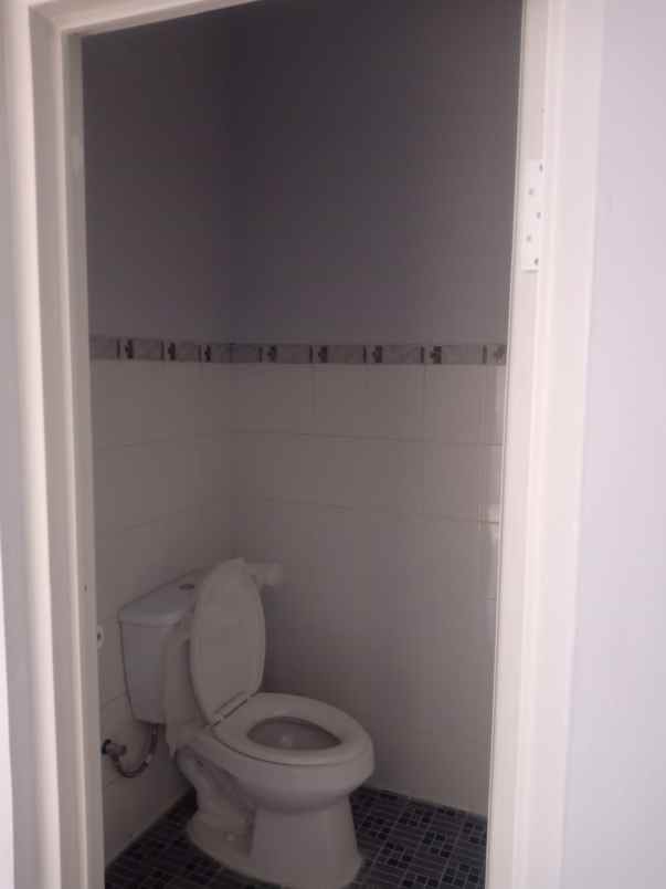 rumah 2 lantai di permata depok regency