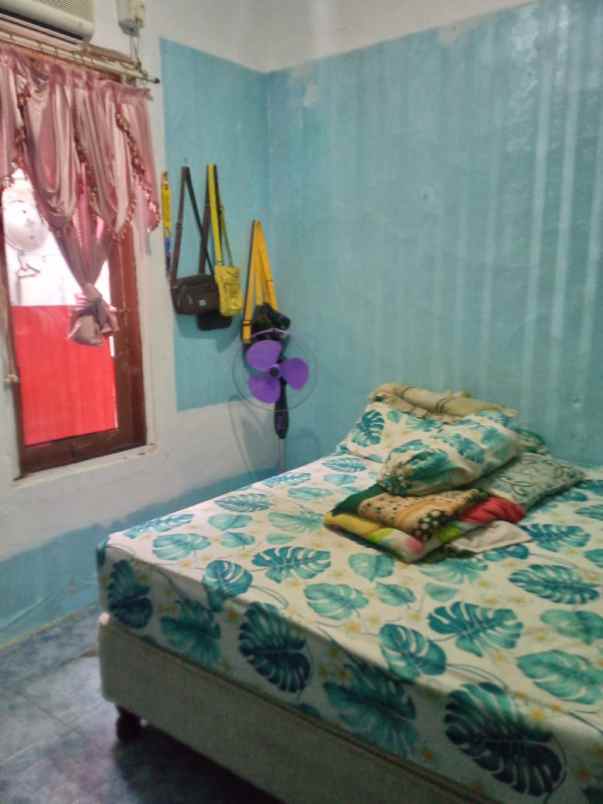 rumah 2 lantai di perumnas 2 tangerang