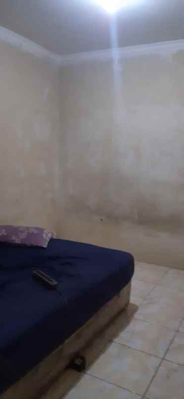 rumah 2 lantai di perumnas 2 tangerang