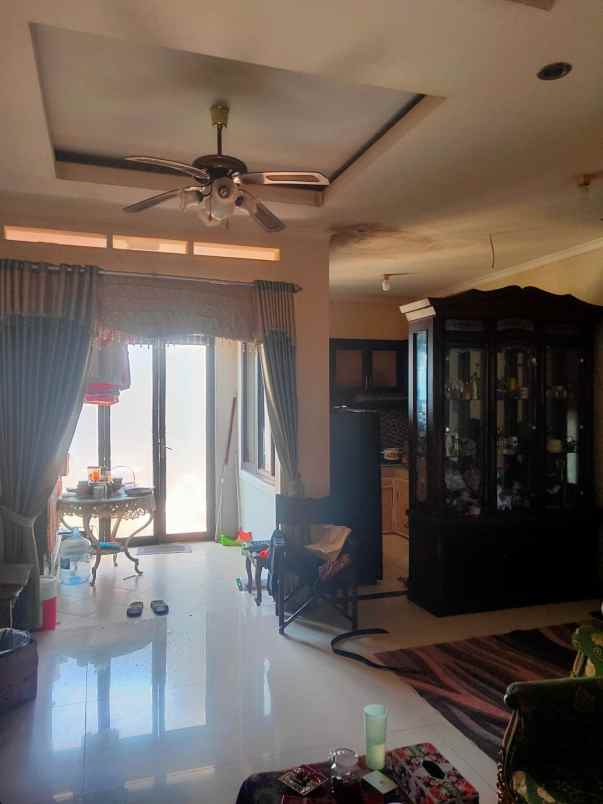 rumah 2 lantai green lovina residence cinere depok