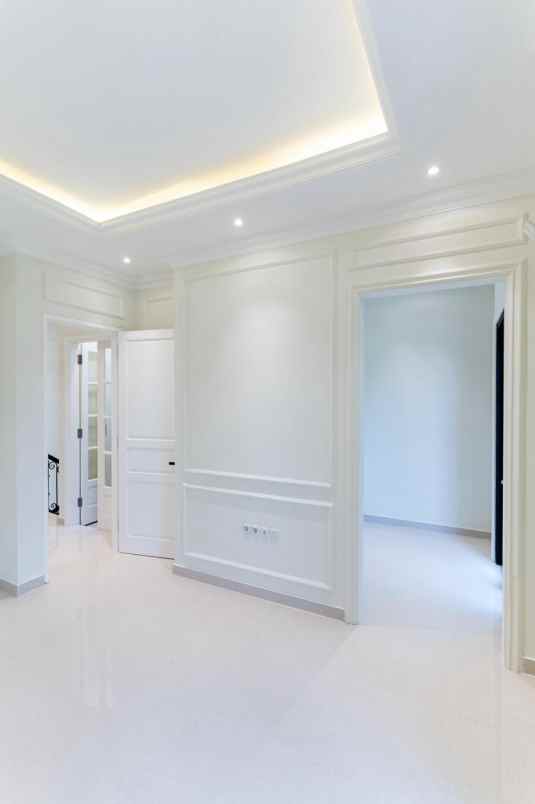 rumah american classic 2 5 lantai