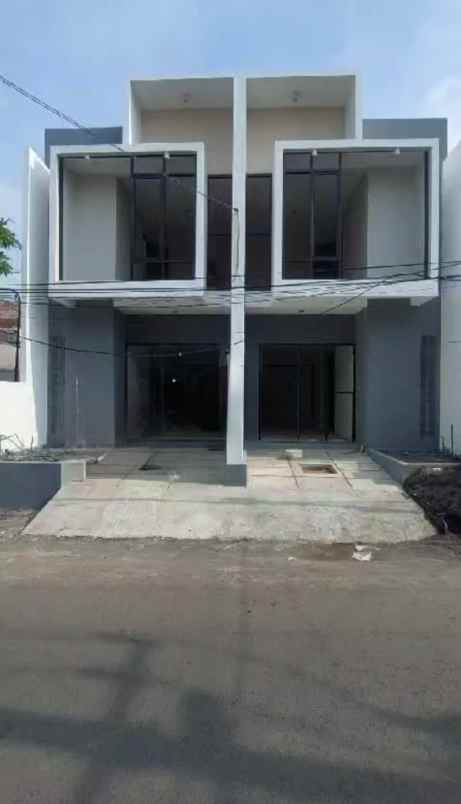 rumah baru gress minimalis modern semampir tengah