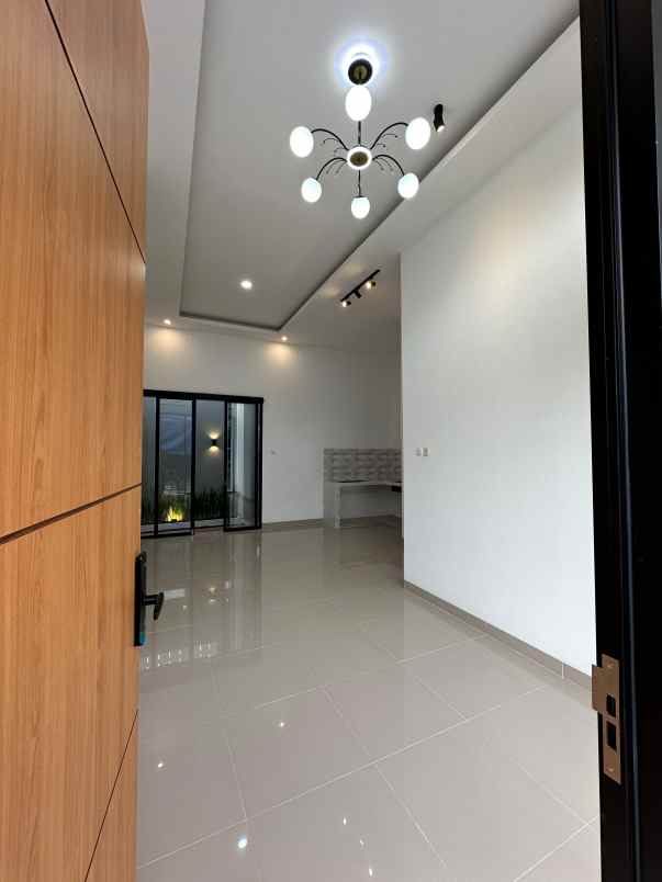 rumah baru modern dekat pemda sleman