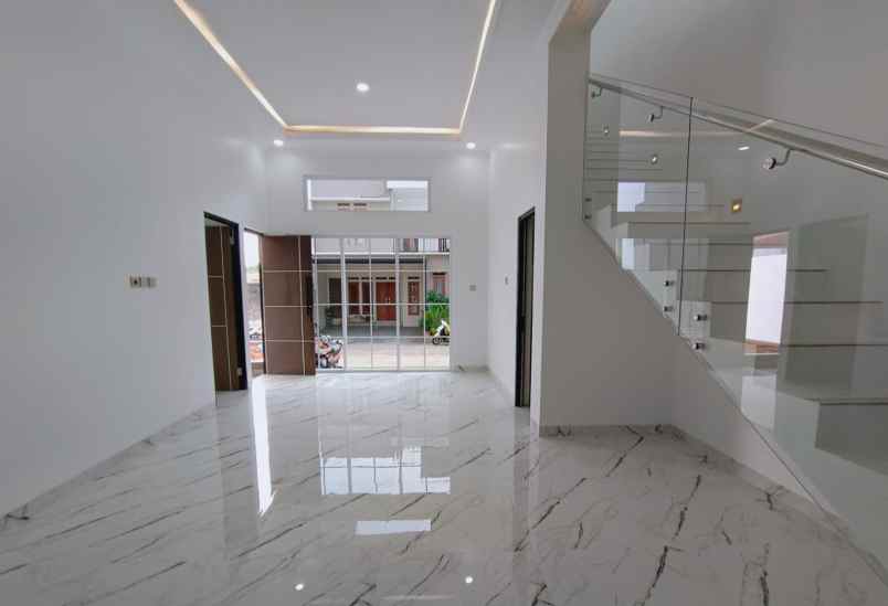 rumah baru siap huni dekat pesanggrahan