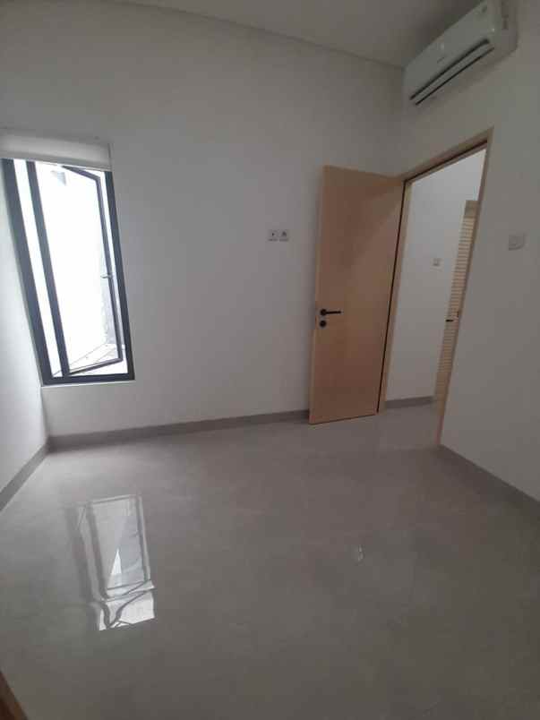 rumah baru siap huni di rawasari cempaka putih