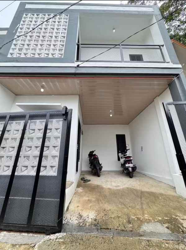 rumah berkualitas modern 2 lantai