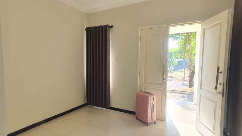 rumah cantik citraland utama royal park siap huni