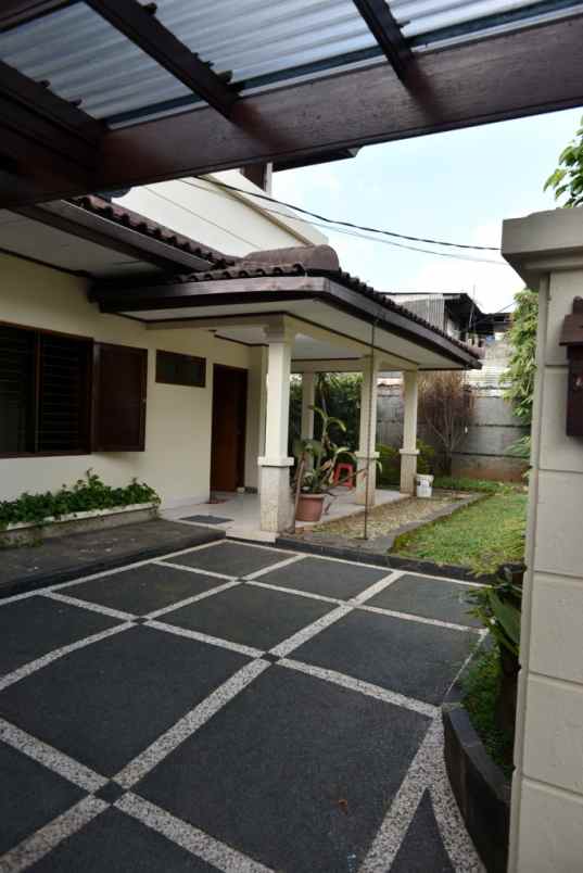 rumah cilandak