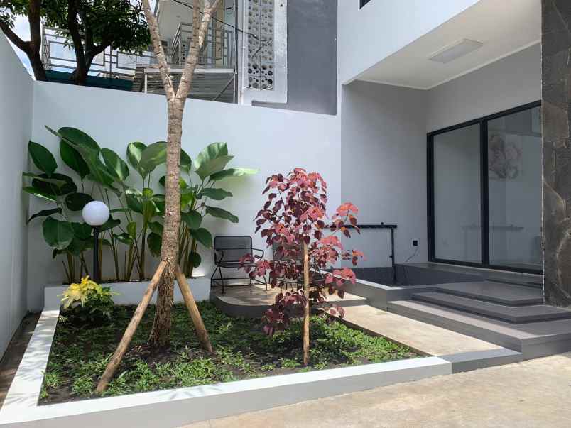 rumah cisaranten wetan