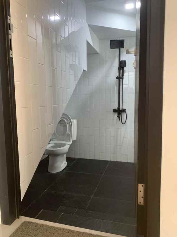 rumah cisaranten wetan