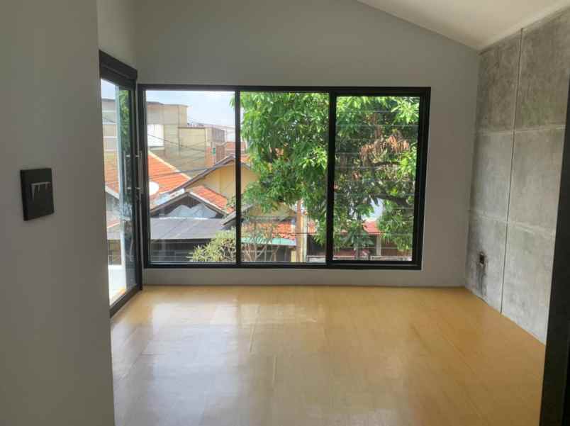 rumah cisaranten wetan